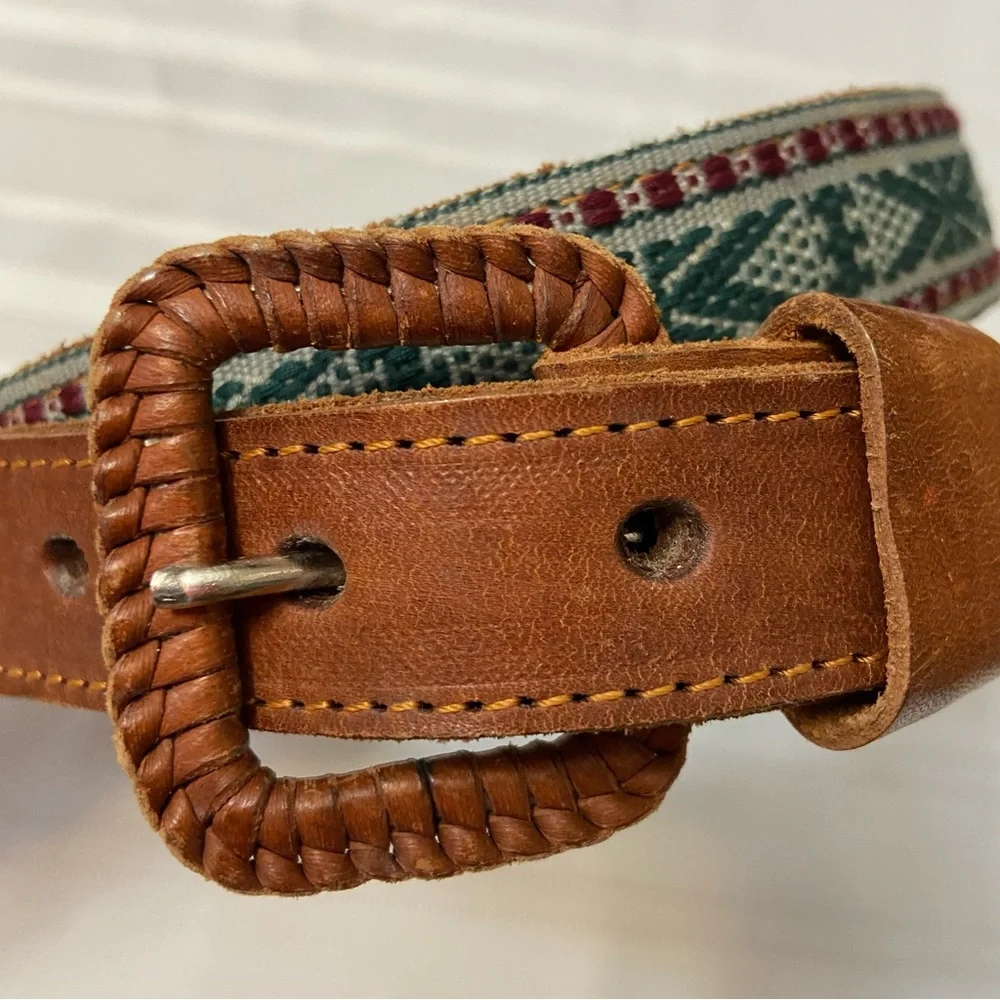 Southwestern Aztec Womens Tapestry Inlaid Leather Belt -size 34